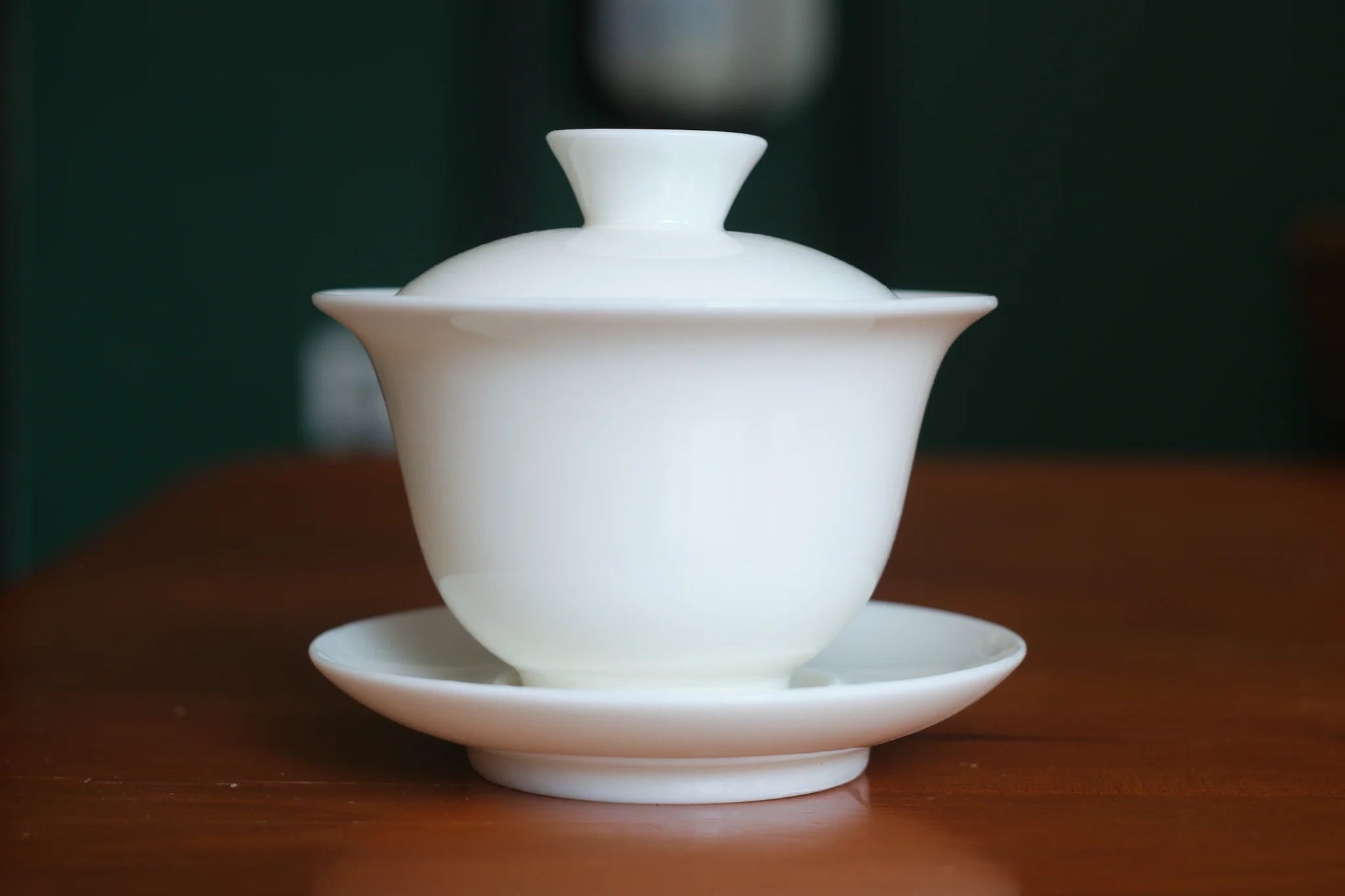 White Porcelain Gaiwan - The Honourable Tea Company